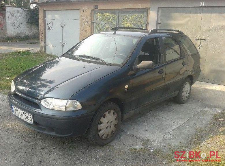 2000' Fiat Palio photo #2