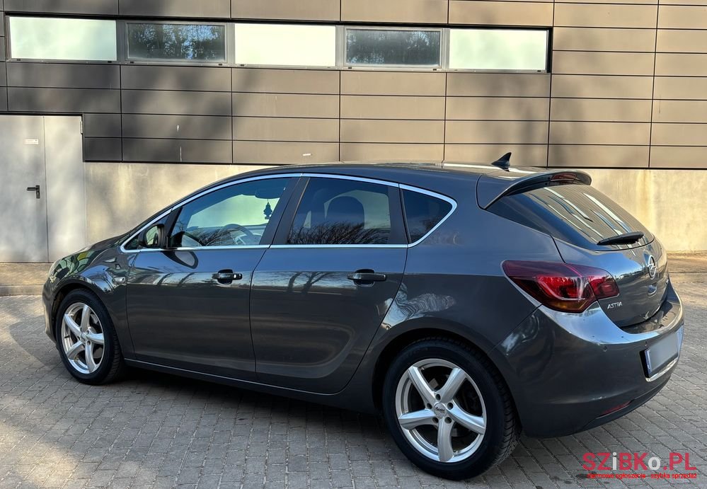 2010' Opel Astra 1.7 Cdti Dpf photo #5