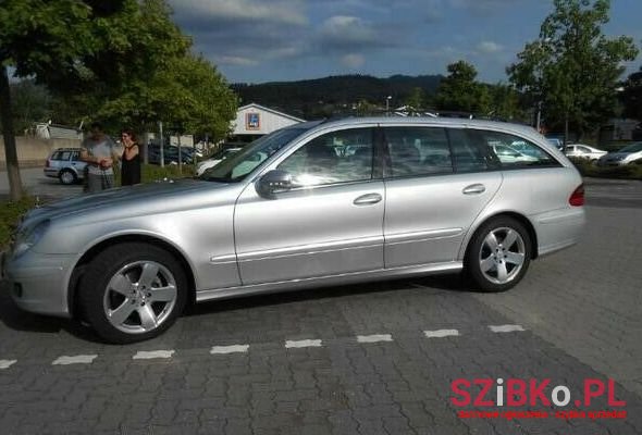 2007' Mercedes-Benz Klasa E photo #1