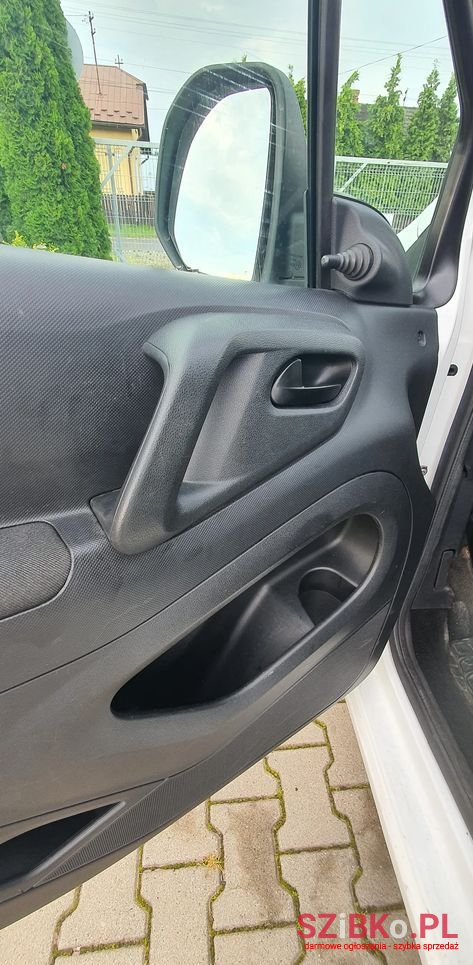 2009' Peugeot Partner photo #5