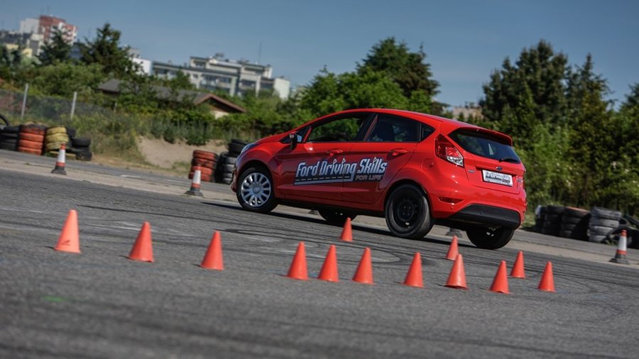 Bezpłatna szkoła doskonalenia jazdy Ford Driving Skills for Life 2018