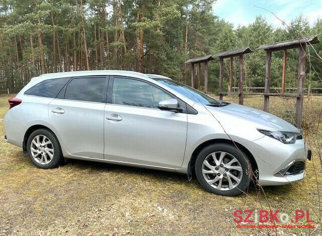 2018' Toyota Auris photo #1