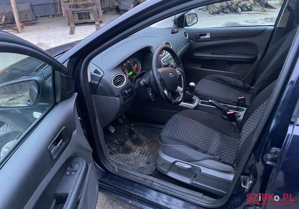 2005' Ford Focus photo #5