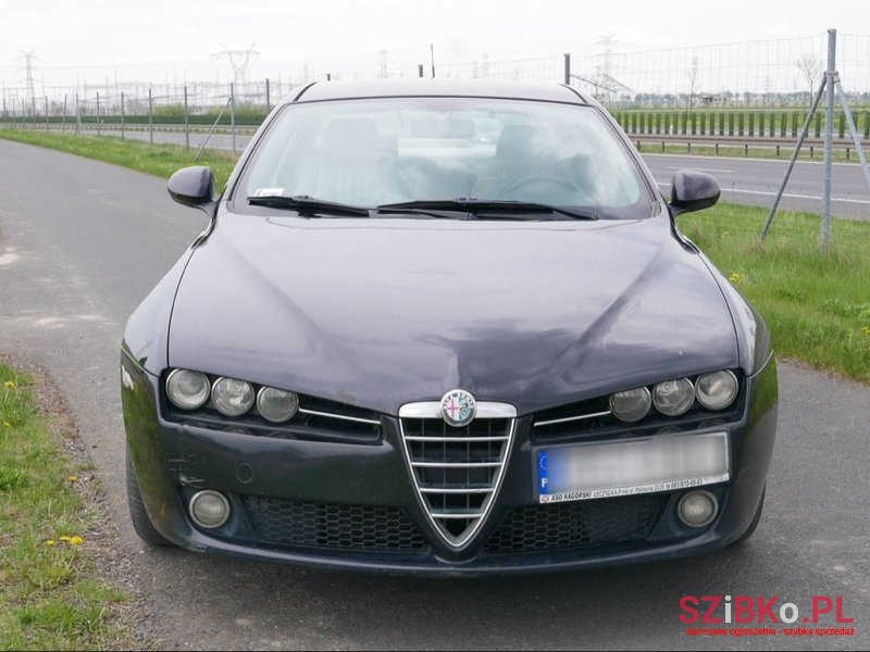 2007' Alfa Romeo 159 photo #3
