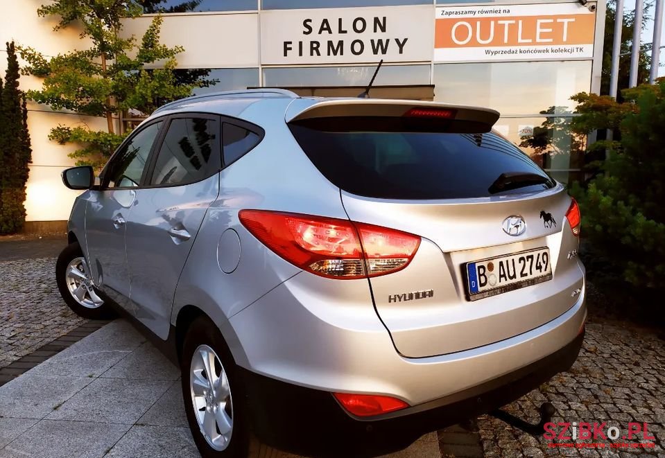 2011' Hyundai ix35 photo #4