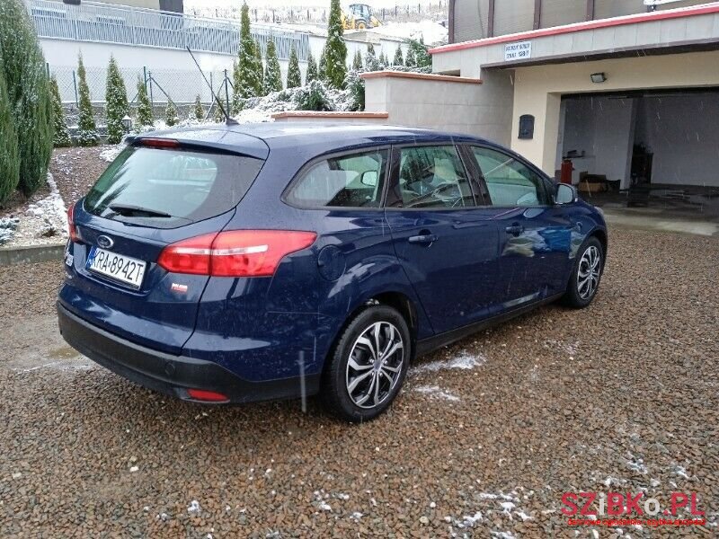 2015' Ford Focus photo #5