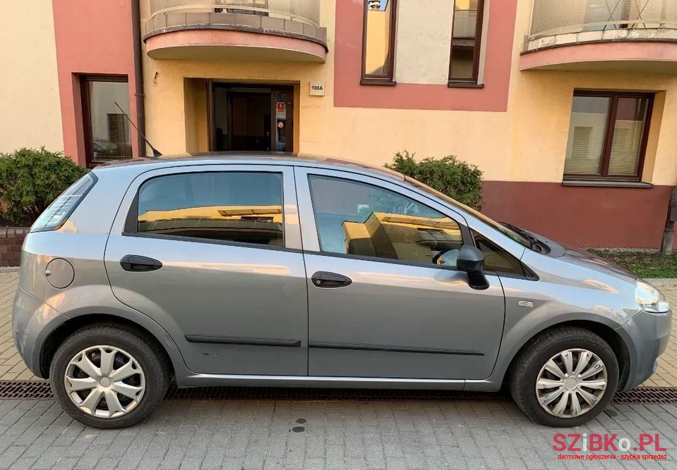 2008' Fiat Grande Punto photo #5