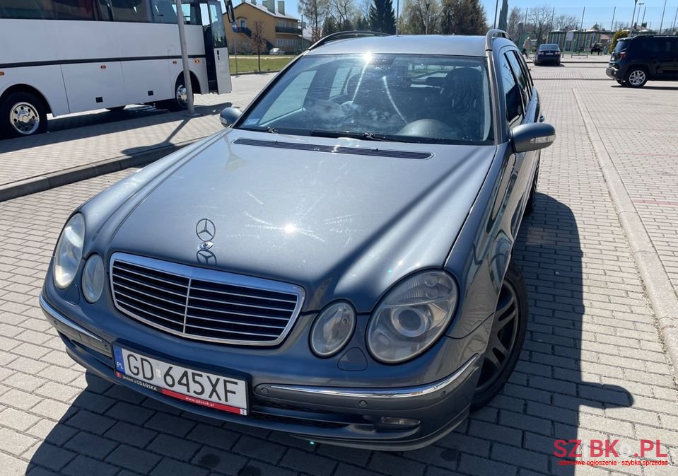 2005' Mercedes-Benz Klasa E photo #1