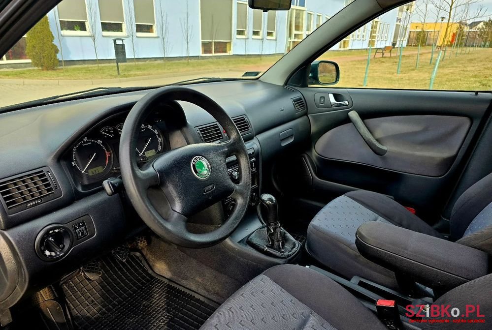 2000' Skoda Octavia 1.9 Tdi Ambiente photo #6