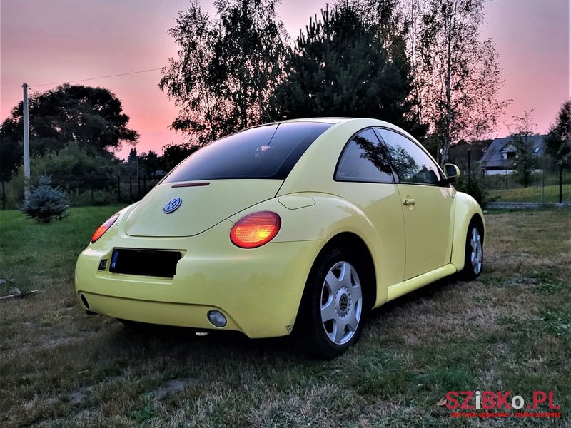 1998' Volkswagen New Beetle photo #2