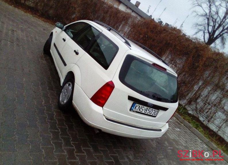 2001' Ford Focus photo #1