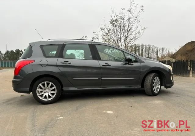 2009' Peugeot 308 photo #3