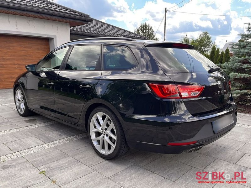 2014' SEAT Leon photo #2