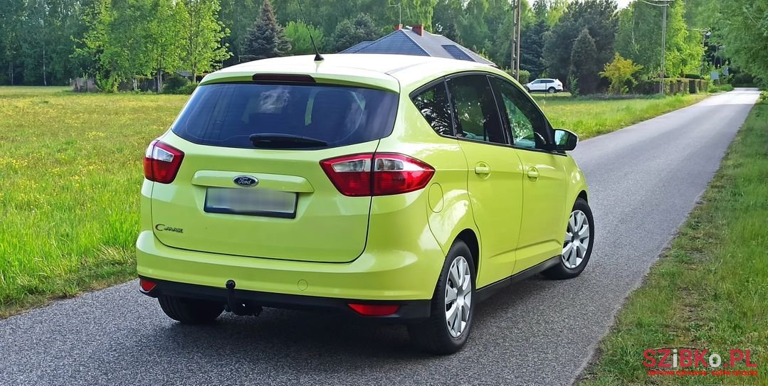 2012' Ford C-MAX photo #4