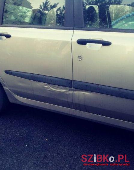 2001' Fiat Stilo photo #2