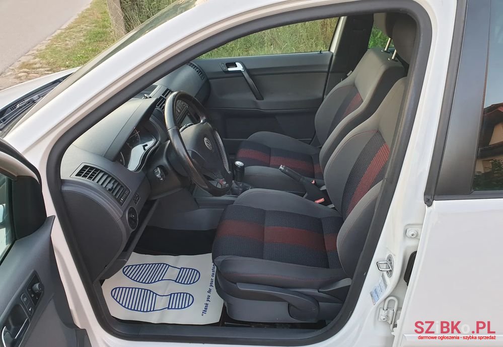 2008' Volkswagen Polo 1.6 Gt Rocket photo #5