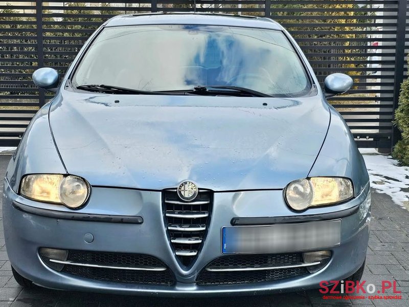 2002' Alfa Romeo 147 photo #5