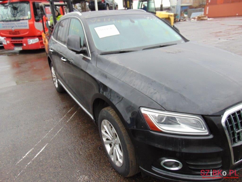 2016' Audi Q5 Premium Plus photo #2