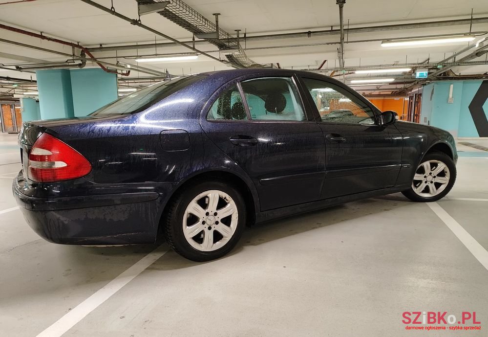 2003' Mercedes-Benz E-Class 240 Elegance photo #6