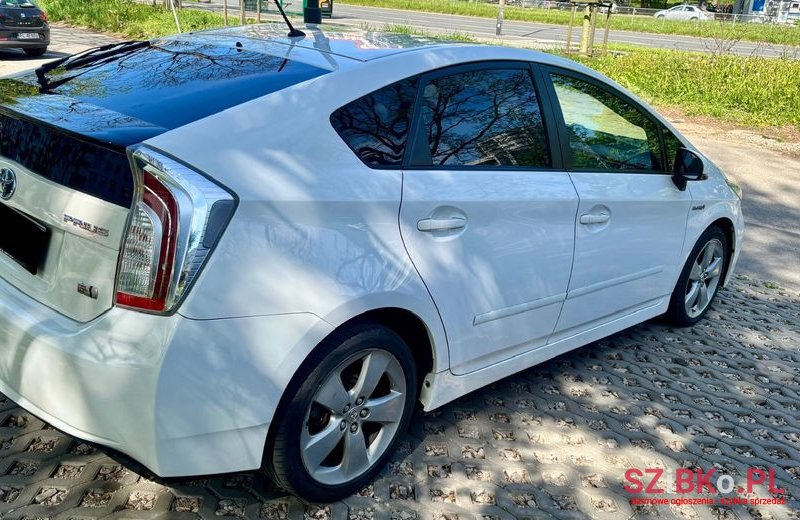 2013' Toyota Prius photo #6