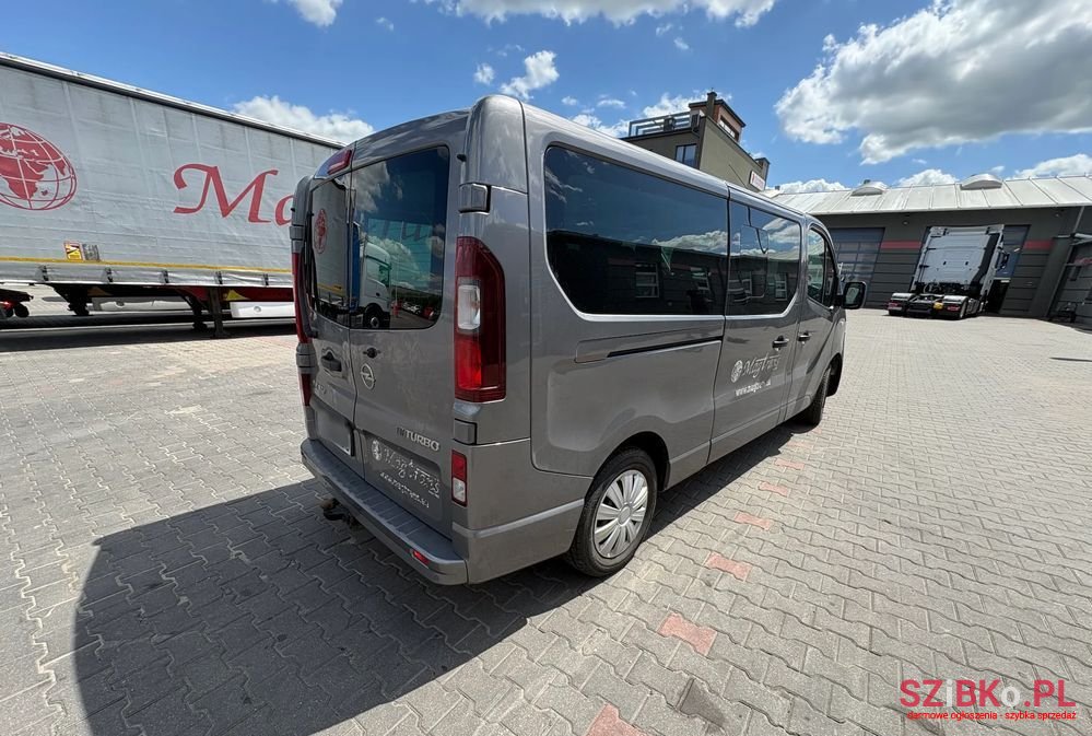 2015' Opel Vivaro L2H1 S&S photo #6