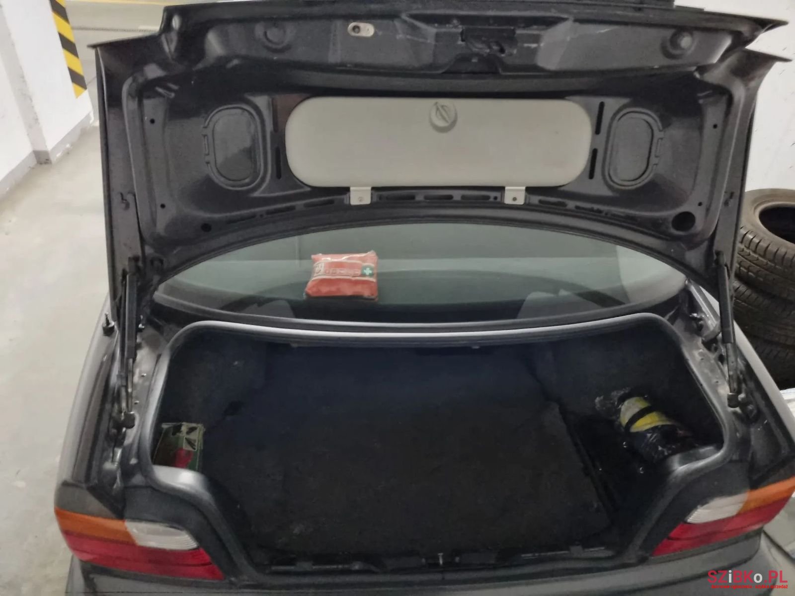 1992' BMW 3 Series photo #6