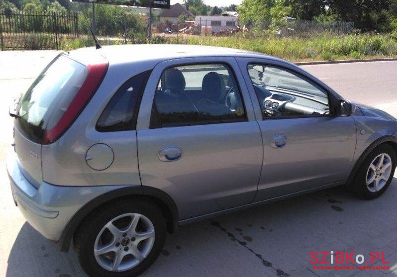 2004' Opel Corsa photo #1