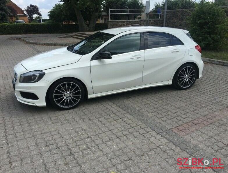 2013' Mercedes-Benz Klasa A photo #1