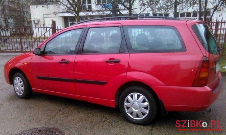 2000' Ford Focus photo #2