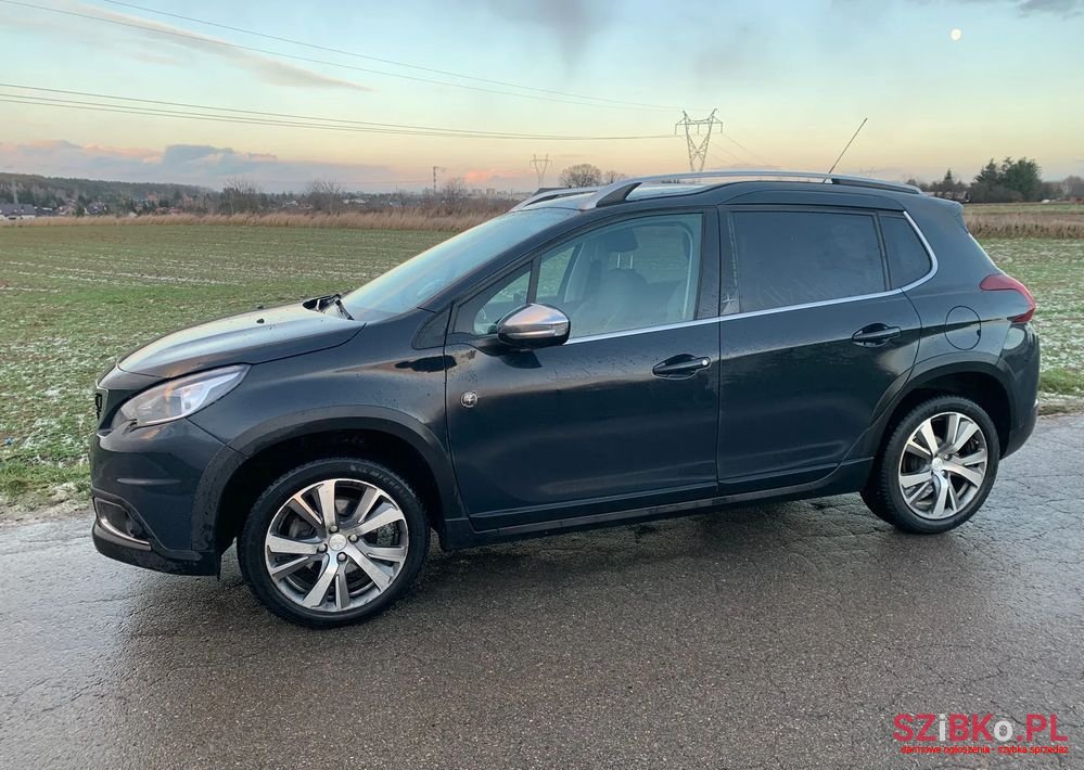 2018' Peugeot 2008 photo #2