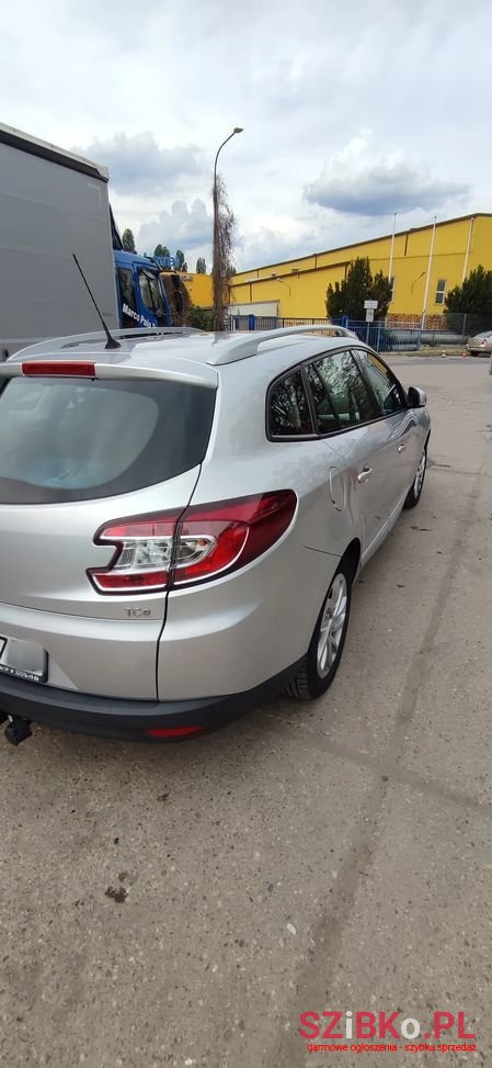 2012' Renault Megane photo #1