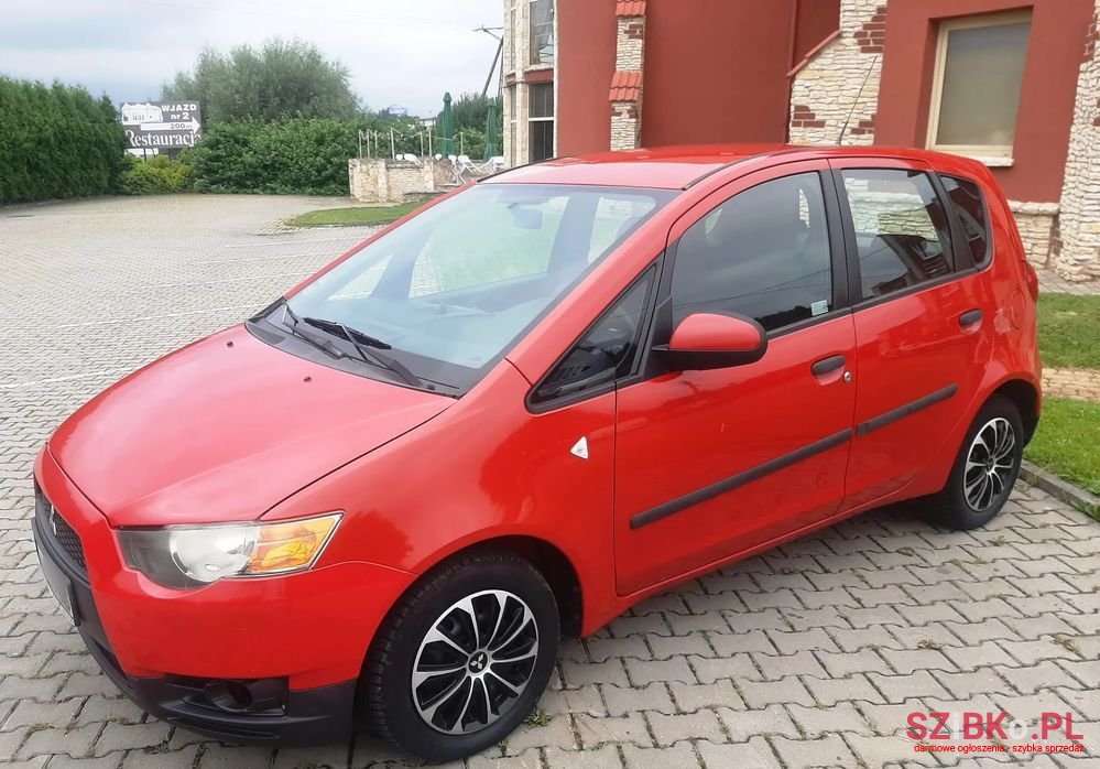 2009' Mitsubishi Colt 1.3 Inform photo #1