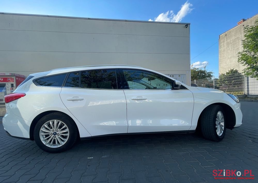 2019' Ford Focus 1.5 Ecoblue Titanium photo #5