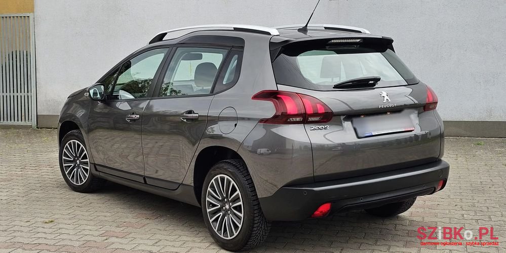 2019' Peugeot 2008 photo #6