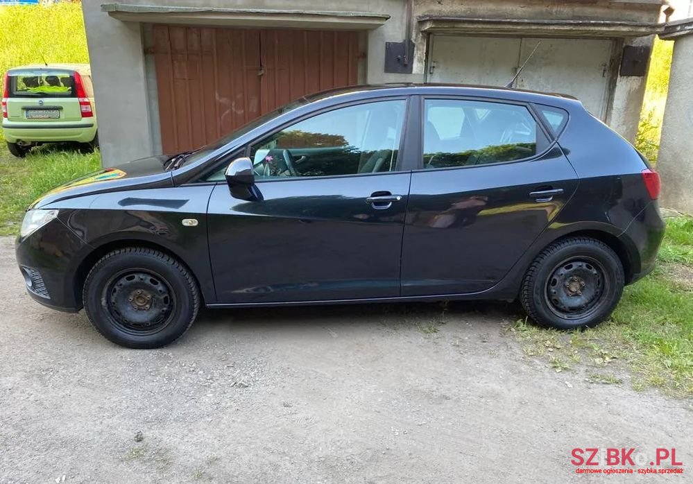 2012' SEAT Ibiza photo #3
