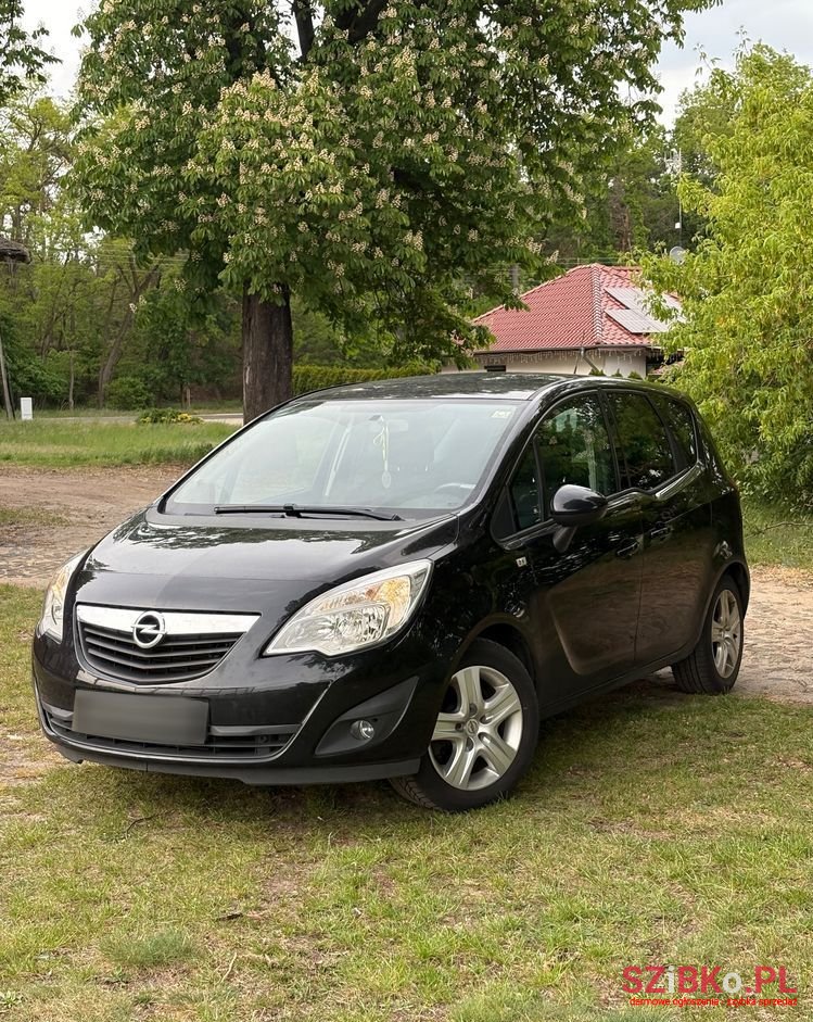 2011' Opel Meriva photo #1