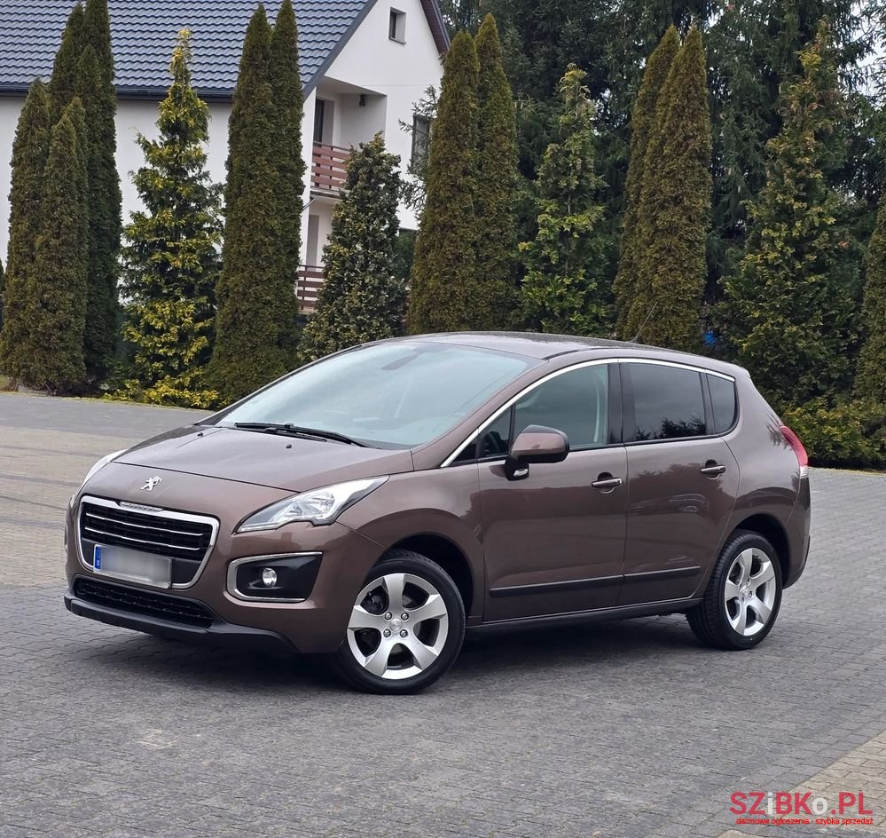2014' Peugeot 3008 120 Vti Premium photo #3
