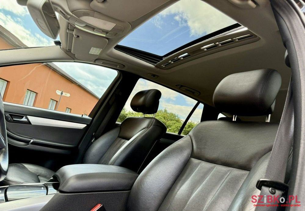 2009' Mercedes-Benz R-Class photo #6