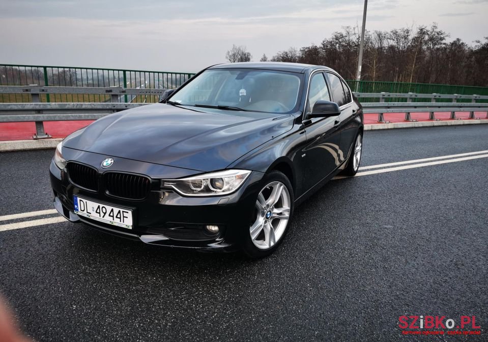 2013' BMW Seria 3 photo #1