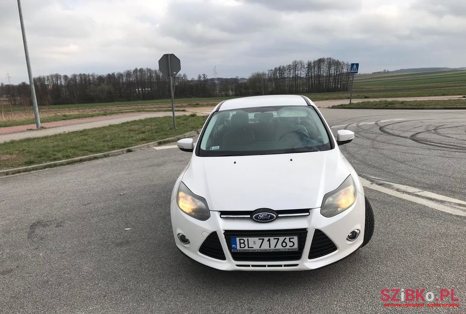 2012' Ford Focus photo #5