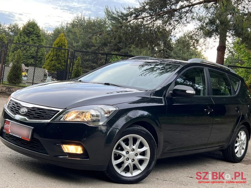 2010' Kia Ceed photo #2