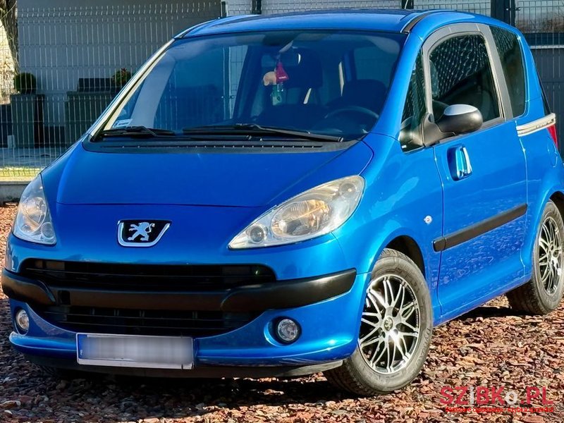 2006' Peugeot 1007 1.4 Trendy photo #1