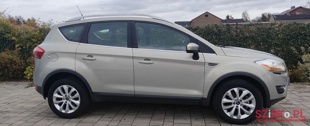 2010' Ford Kuga Titanium photo #2