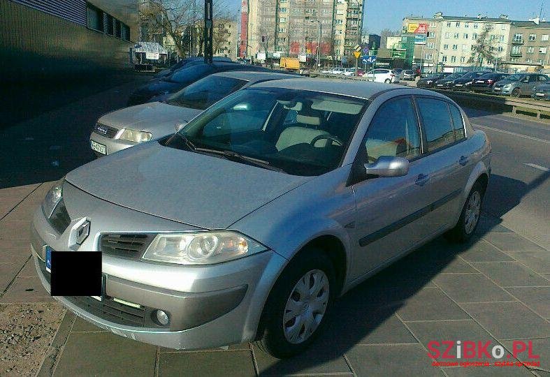 2007' Renault Megane photo #1