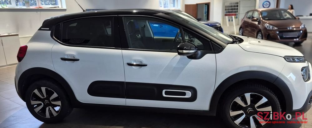 2023' Citroen C3 1.2 Puretech Shine photo #4