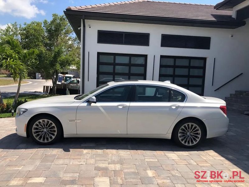 2011' BMW 7 Series 750I L photo #3