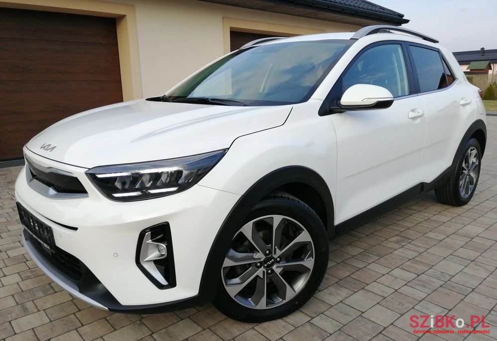 2022' Kia Stonic photo #1