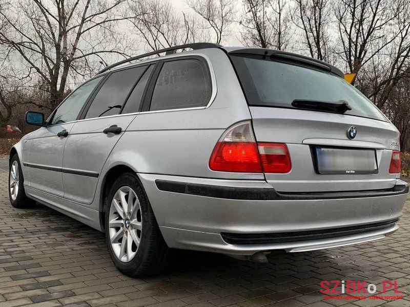 2004' BMW 3 Series photo #5