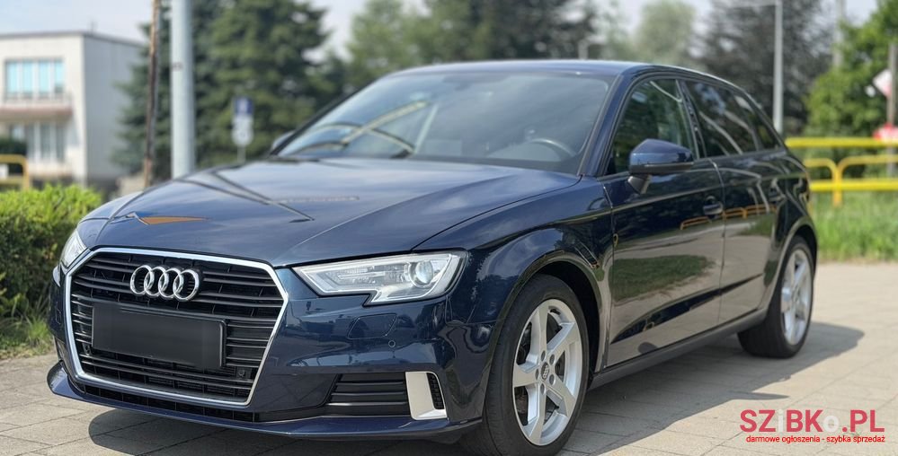 2017' Audi A3 Sportback photo #1