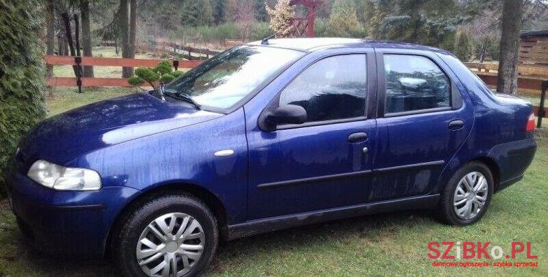 2003' Fiat Albea photo #1